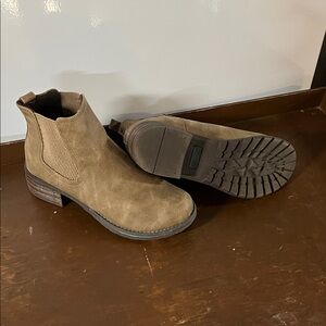 Eastland Tan Suede Slip on Ankle Boots